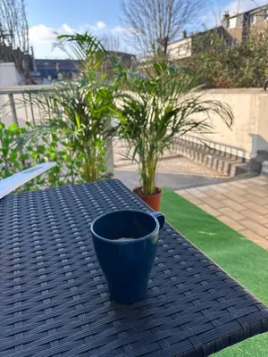 Balcon ou terrasse dans l'établissement Agréable studio avec terrasse