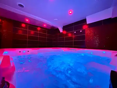 Plan de l'établissement Jacuzzi et confort - 002