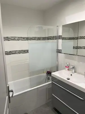 Salle de bains dans l'établissement Résidence verdoyante et calme