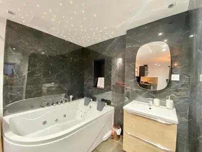 Salle de bains dans l'établissement Escapade Détente avec Balnéo -043