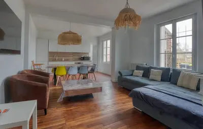 Coin salon dans l'établissement Maison spacieuse pour 8 personnes avec jardin