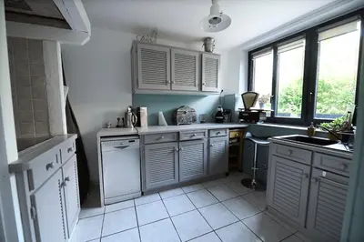Cuisine ou kitchenette dans l'établissement La maison du 1, Vexin