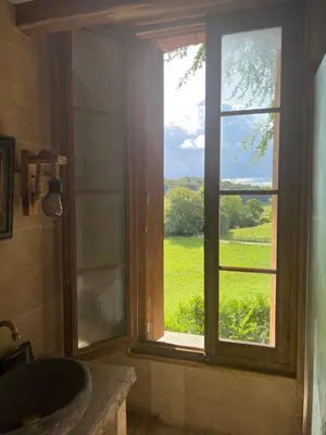 Vue générale sur la montagne ou vue sur la montagne depuis la maison de vacances
