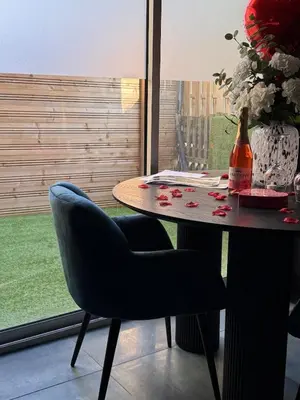 Plan de l'établissement La Suite Prestige - Jacuzzi et cinema - Cergy-Village