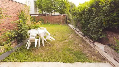 Jardin de l'établissement Grande maison des Compagnons