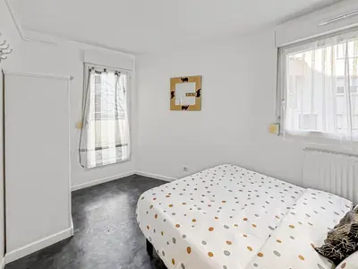 Plan de l'établissement Spacieux & lumineux avec balcon