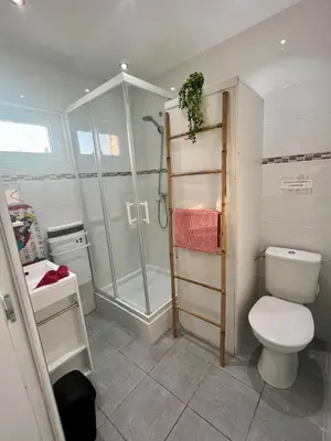 Salle de bains dans l'établissement La Pause Nature