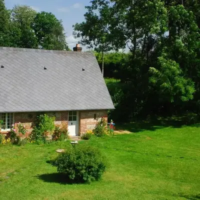 Petite maison et grand jardin Wifi Mer a 20 minutes