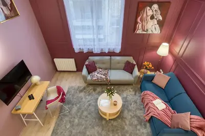 Télévision ou salle de divertissement dans l'établissement Chronos by Kleidos, Grand duplex, 4 personnes, 3 minutes Gros Horloge & Opéra de Rouen