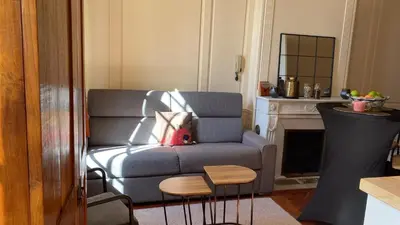 Coin salon dans l'établissement Appartement charmant à Les Andelys - 36 m² avec jardin