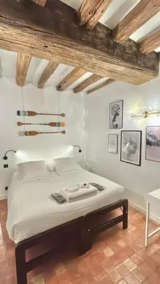 Un ou plusieurs lits dans un hébergement de l'établissement Le Paradis de Lucile, 2 chambres dans maison de charme, Giverny 10 mn