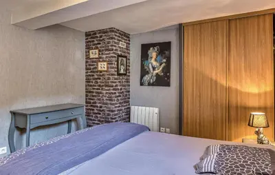 Un ou plusieurs lits dans un hébergement de l'établissement Stunning Home In Torcy-Le-Grand