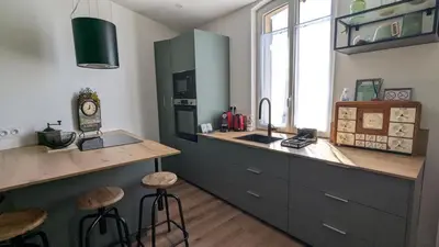 Cuisine ou kitchenette dans l'établissement Maison Coquelicot