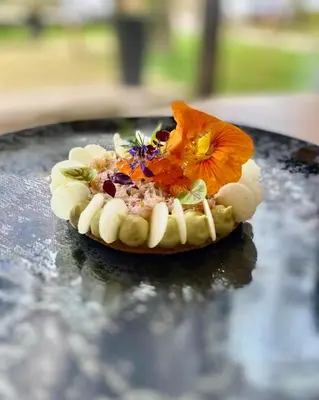 Nourriture dans l'hôtel ou à proximité