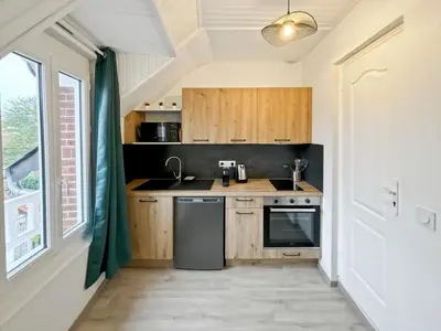 Cuisine ou kitchenette dans l'établissement Studio Horizon Bleu