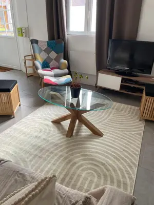 Télévision ou salle de divertissement dans l'établissement Escale à Beauvais