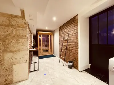 Plan de l'établissement Luxe Caché Balnéo et Sauna Privés - 372