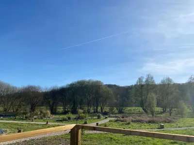 Paysage naturel près de la tente de luxe