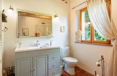 Salle de bains dans l'établissement Beau soleil