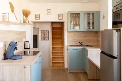 Cuisine ou kitchenette dans l'établissement App Marguerite - Villa Bon Accueil proche mer