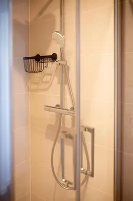 Salle de bains dans l'établissement App Marguerite - Villa Bon Accueil proche mer