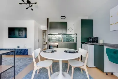 Cuisine ou kitchenette dans l'établissement Le Lumineux - FIND ESTATE