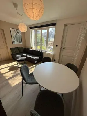 Coin salon dans l'établissement Blanchette