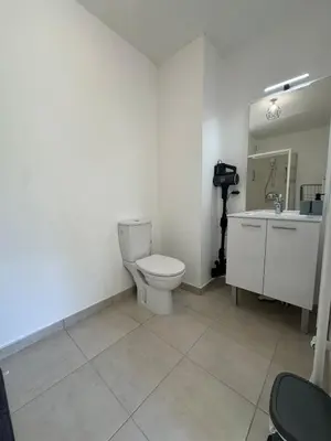 Salle de bains dans l'établissement Le Cocon Urbain