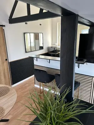 Cuisine ou kitchenette dans l'établissement Welcome to Thai Home!