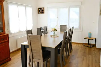 Coin salon dans l'établissement Evasion Marine, Cozy home