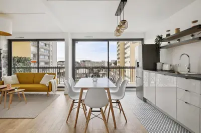 Cuisine ou kitchenette dans l'établissement Magnifique Chambre dans une collocation design