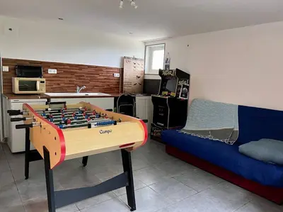 Cuisine ou kitchenette dans l'établissement Villa clair de Falaises