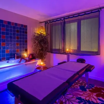 Love ZEN Centre ville Spa & Table massage &Parking