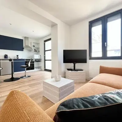 Le Hausmanien