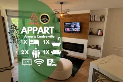 Télévision ou salle de divertissement dans l'établissement Le Jeanne d'Arc -Best quality - Amiens Center