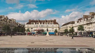 Vue générale sur Beauvais ou vue de la ville depuis l'appartement