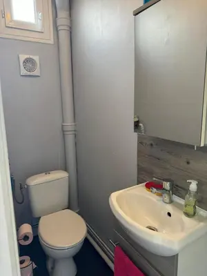 Salle de bains dans l'établissement Chez Rami - Charmant T3 - Rue Jacoby