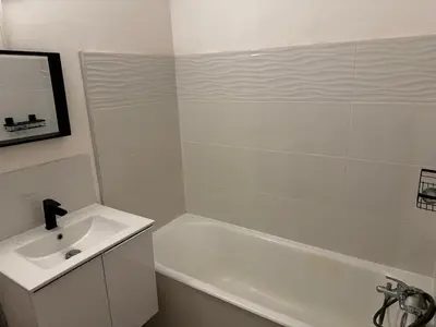 Salle de bains dans l'établissement Apartment in Cergy Prefecture