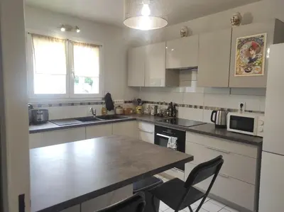 Cuisine ou kitchenette dans l'établissement Vintage Crossroads Inn