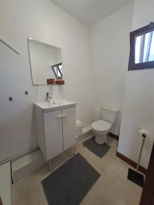 Salle de bains dans l'établissement Le Reflet des Hortillons
