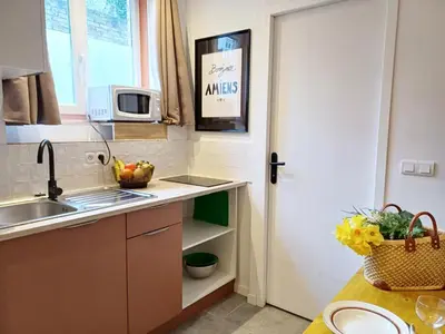 Cuisine ou kitchenette dans l'établissement Le P Tillant