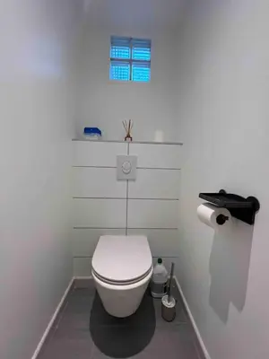 Salle de bains dans l'établissement F2 Independent new city center Epône