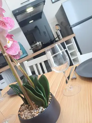Cuisine ou kitchenette dans l'établissement Le Clos Carnot 3 - Proche Commodités