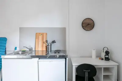 Cuisine ou kitchenette dans l'établissement Studio cosy proche Centre ville & Gare