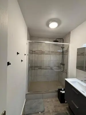 Salle de bains dans l'établissement dunes dorees - chambre privee