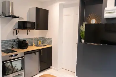 Cuisine ou kitchenette dans l'établissement Le Nid Perché