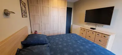Télévision ou salle de divertissement dans l'établissement Gîte Les Deux Eaux