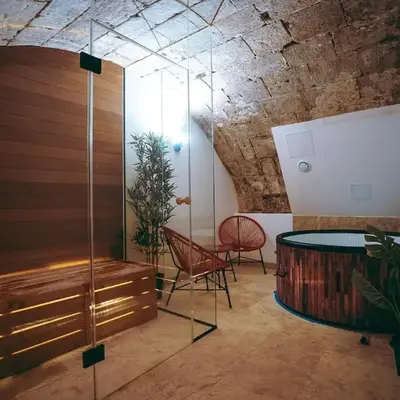 Spa du palais jacuzzi sauna - Rouen centre - free parking