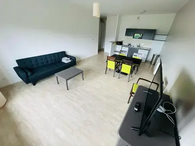 Cuisine ou kitchenette dans l'établissement T3 familial et tout confort - 391