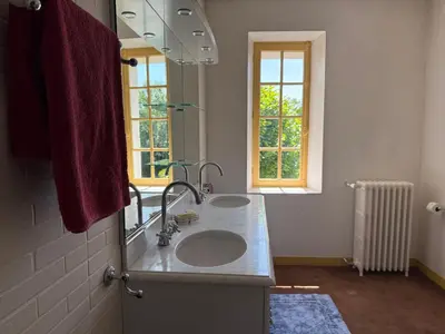 Salle de bains dans l'établissement Le Manoir de la Seine - proche Giverny